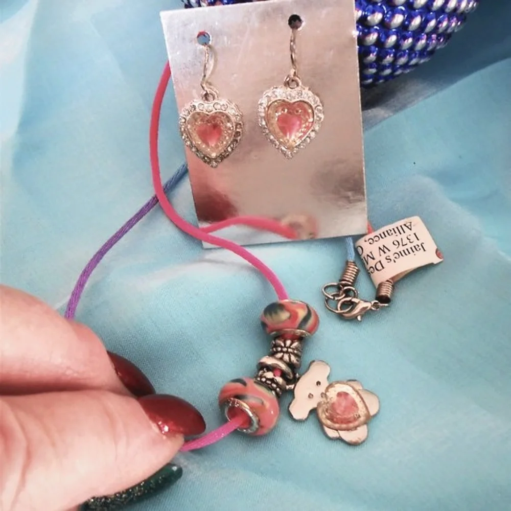 Girls' Teddy Bear & Heart Necklace & Earrings Set of 2 - Picture 6 of 9